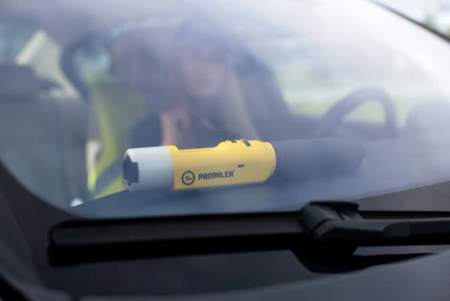 Ile kosztuje kalibracja alkomatu? Poznaj ceny i ukryte koszty